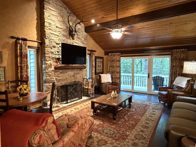 138 Silver Point Drive # 14 D