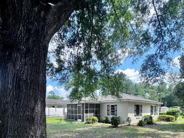 138 Register Avenue
