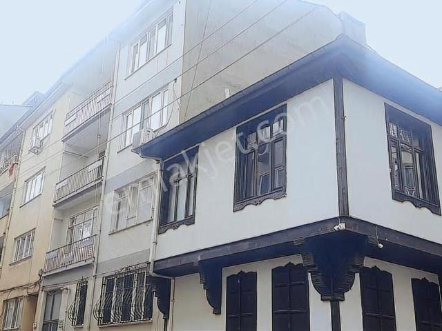 138m2 Bakımlı 3+1 Kombili Kelepir Daire