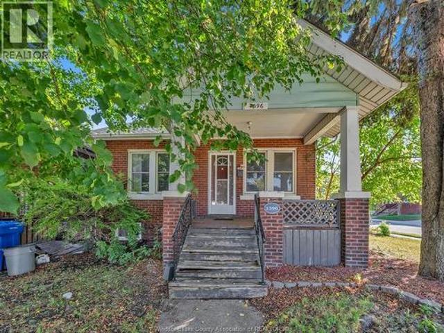 1396 Moy Avenue, Windsor, ON, N8X 4S6 house for sale | Listing ID 26023 | Royal LePage