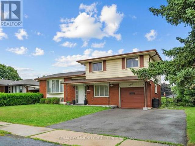 1397 Charles Drive, Burlington, ON, L7P 2C8 house for sale | Listing ID W13660 | Royal LePage