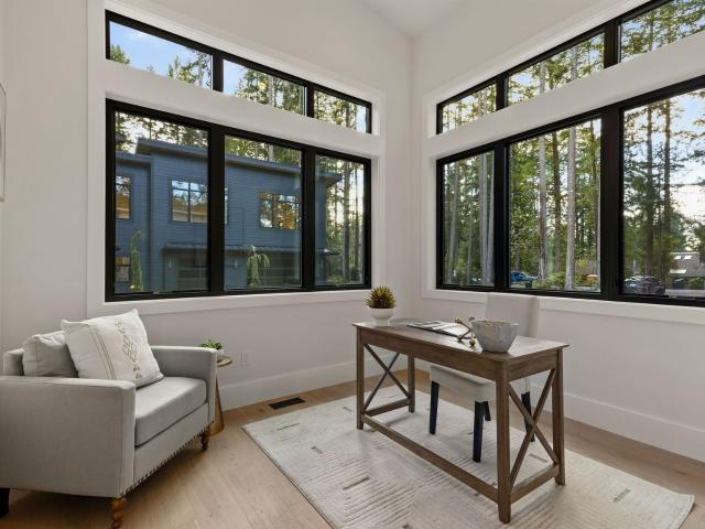 13982 Manzanita Rd NE, Bainbridge Island, United States, Washington