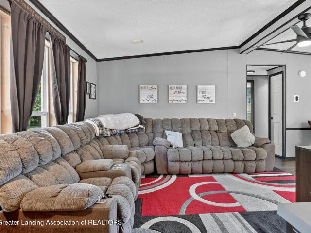 13998 Center Road