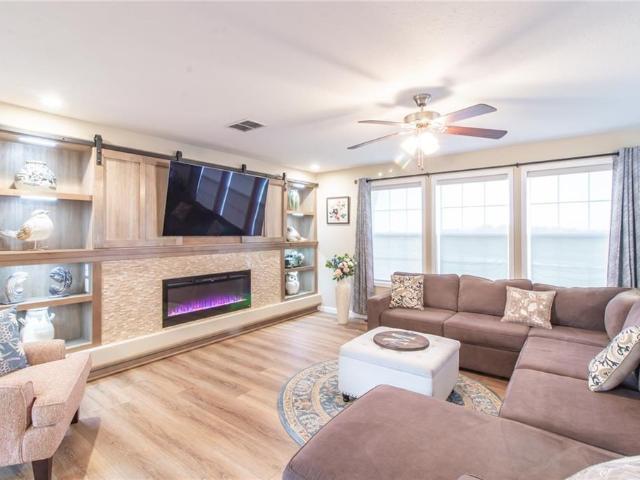 1399 NW 460th Road