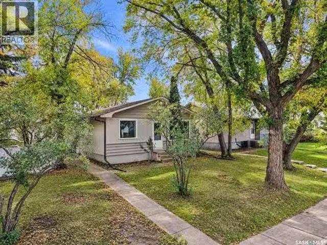 1399 6Th Street E, Prince Albert, SK, S6V 0R1 house for sale.