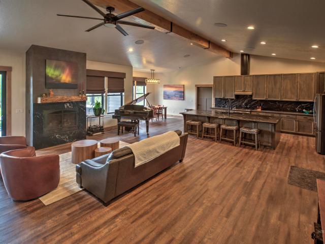 13903 Sky View Court