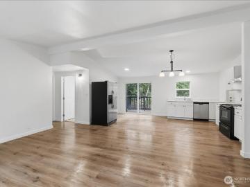 13909 th Street Ct NW