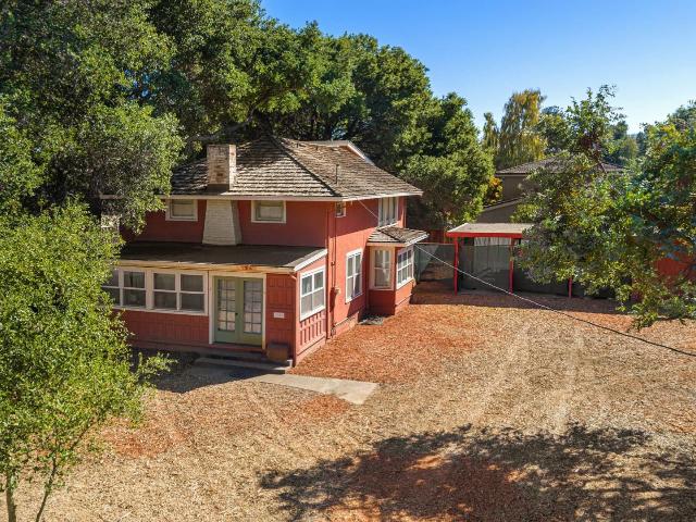 1390 Marinovich Way