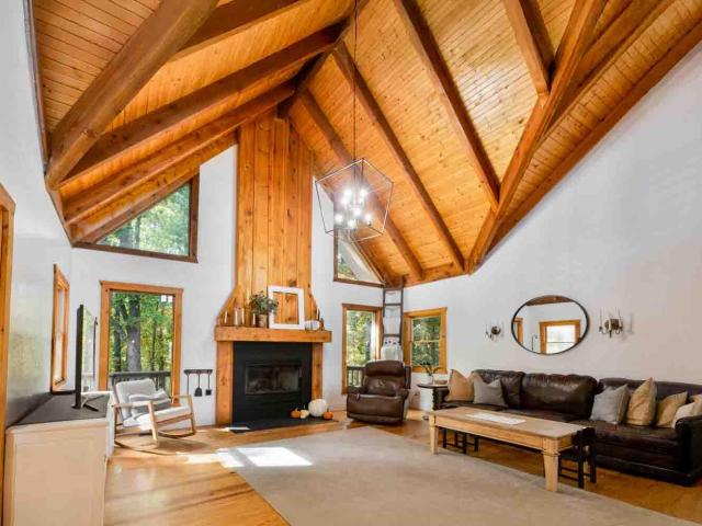 13915 Farm Road 1115