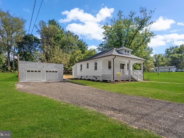13915 Hanover Pike