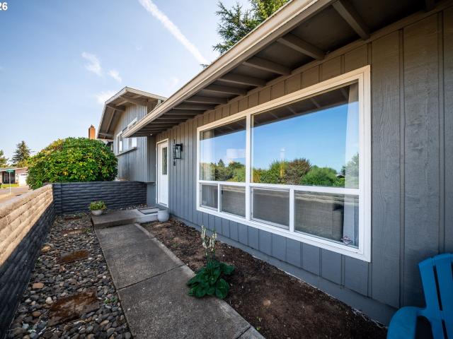 13918 ne klickitat ct