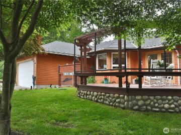 1391 Pelican Court