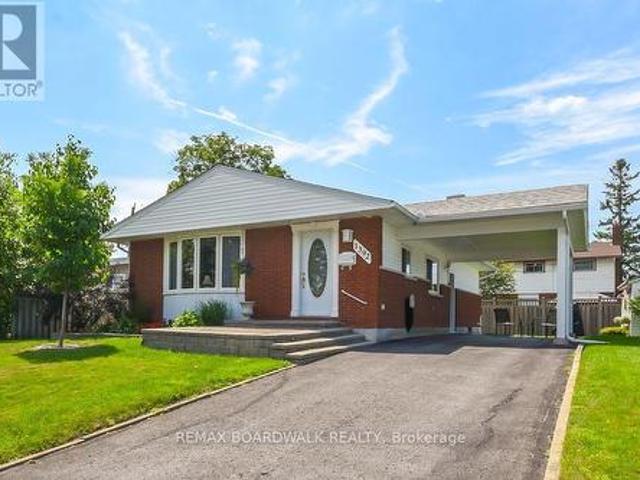 1392 Chartrand Avenue, Ottawa, ON, K1E 1H8 house for sale | Listing ID X13591 | Royal LePage