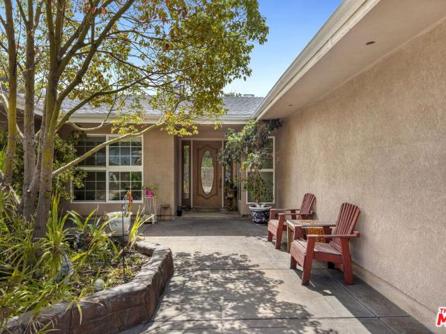 13930 Lakeside Street