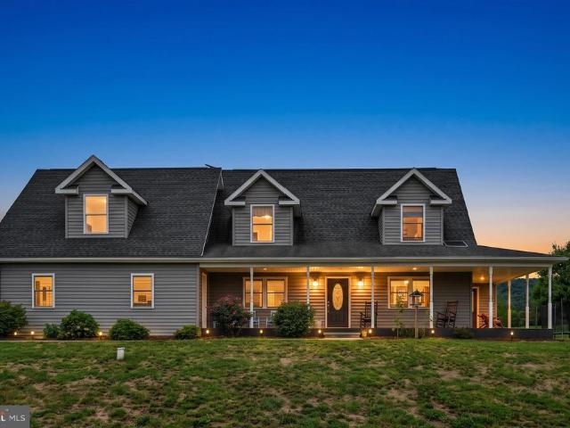 1393 Mountain Drive