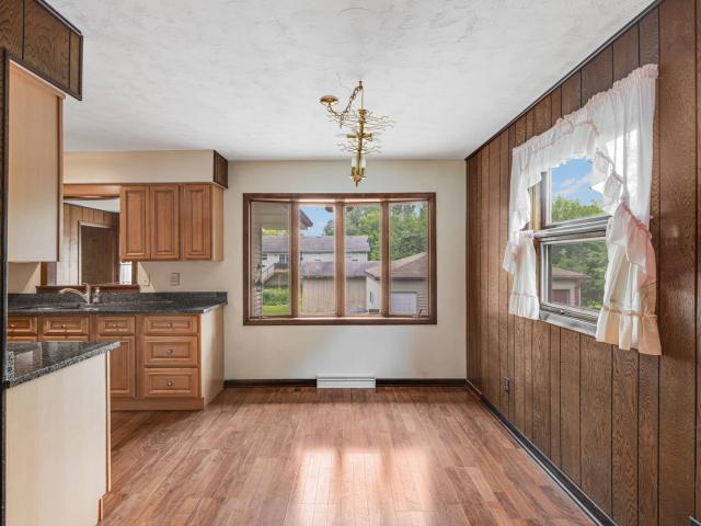 1393 Cottonwood Lane