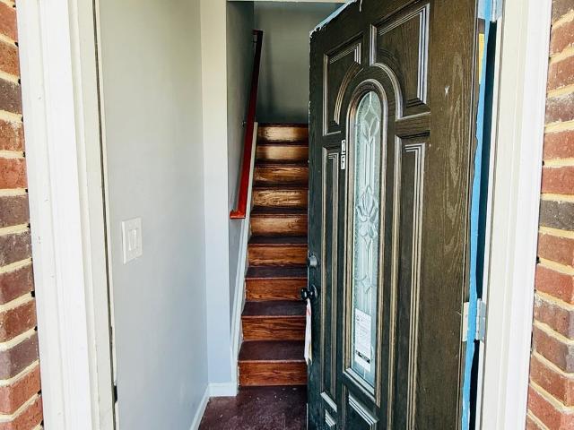 139 18 Lakewood Avenue, Unit 2F