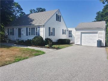 139 Coggeshall Ave, Newport, RI