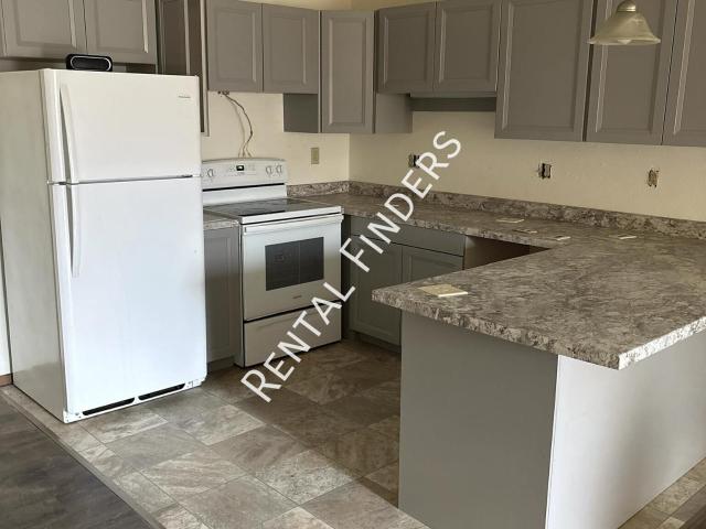 139 E. Mitchell Ave 2 beds, 1 full bath