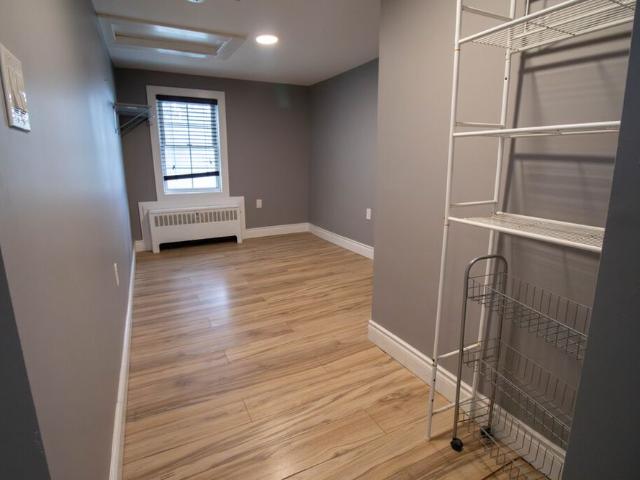 139 Oakdale Ave, St. Catharines 1 Bedroom Upper Unit