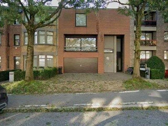139 m2 apartment for rent in Aalst