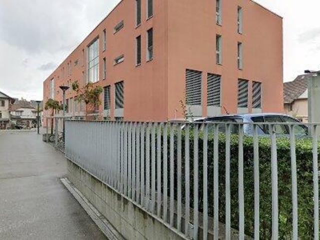 139 m2 apartment for rent in Uster