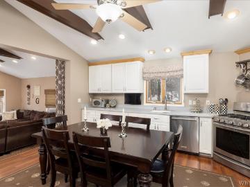 139 Maple Rd