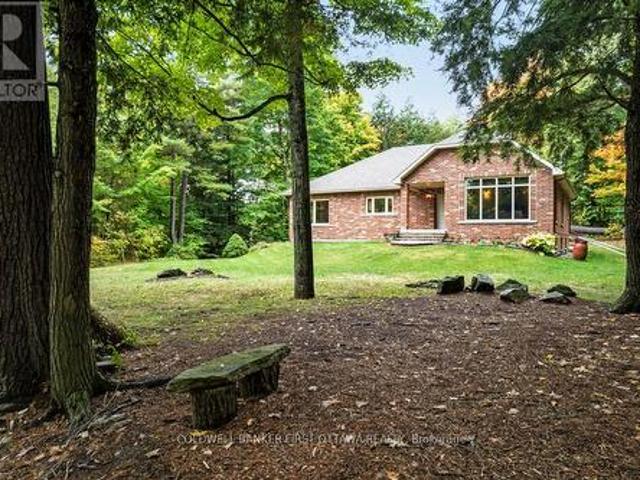 139 Sheil Drive, Drummond/North Elmsley, ON, K7H 0G7 house for sale | Listing ID X13461 | Royal LePage
