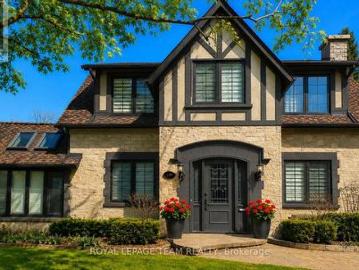 139 Pleasant Park Road, Ottawa, ON, K1H 5M4 house for sale | Listing ID X13217 | Royal LePage