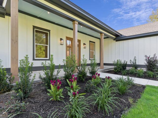 139 Winding Trail