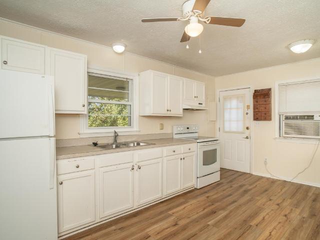 139 thomas ct