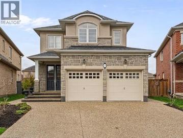 Hamilton, Ontario, Ontario - Garden, Fireplace