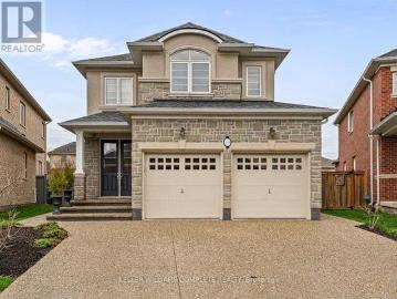 Hamilton, Ontario, Ontario - Garden, Fireplace