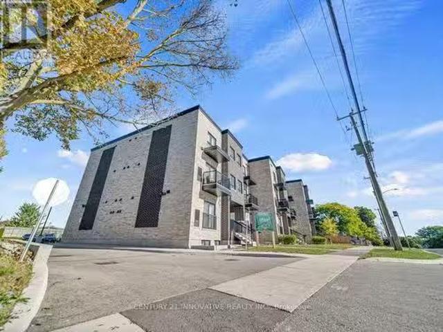 17 600 Victoria Street, Kitchener, ON, N2M 0C3 lease for l.