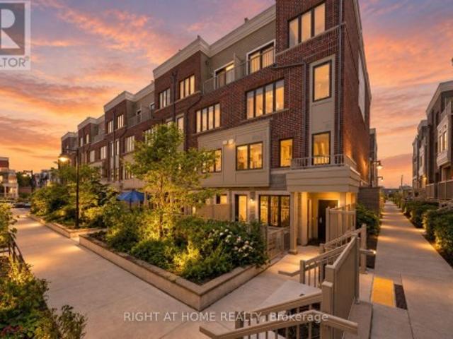 17 85 Eastwood Park Gardens, Toronto, ON, M8W 0B9 townhouse for sale | Listing ID W13751 | Royal LePage