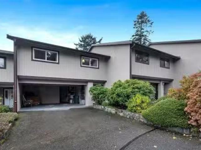 17 897 Admirals Rd, Esquimalt, BC, V9A 2P1 house for sale L.