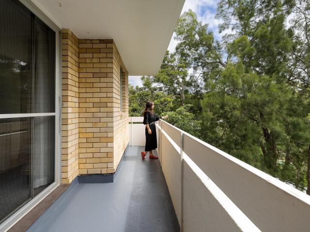 17 / 8 Vale Street, Cammeray NSW 2062 | BresicWhitney
