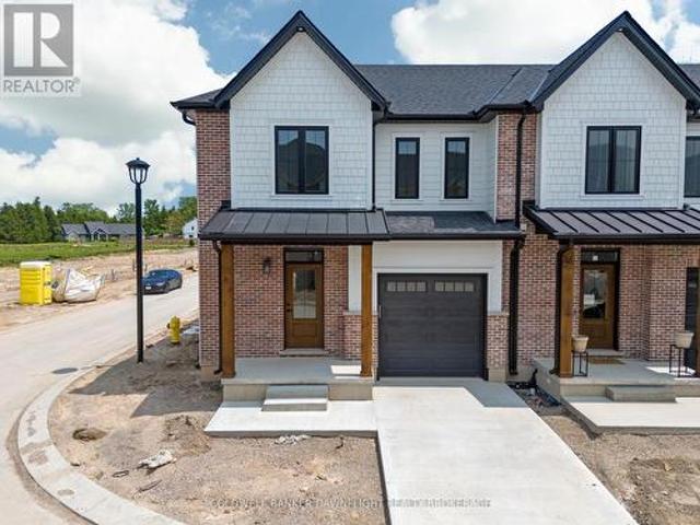 17 147 Scotts Drive, Lucan Biddulph Lucan, ON, N0M 2J0 house for sale | Listing ID X12826 | Royal LePage