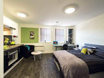 17 23 High Street, Bangor LL57 1 bed in a flat share to rent £1,083 pcm £250 pw