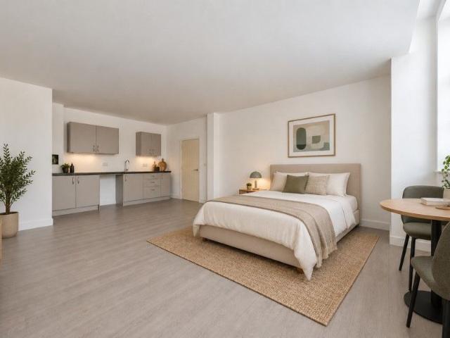 17 23 Market Street, Guildford, Surrey, GU1