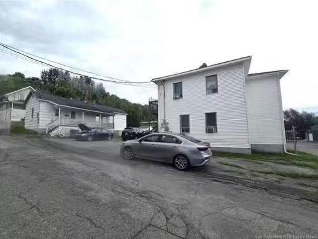 17 23 Rosario St, Edmundston, NB, E3V 1M7 house for sale Li.