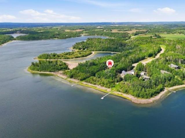 17 2414 Twp Road 522, Rural Parkland County, AB, T7Y 3L8 Luxury House for sale | Listing ID E4492 | Royal LePage Carriage Trade Luxury Properties