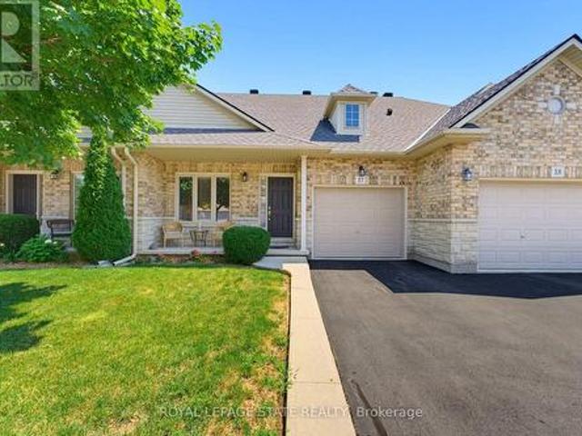 17 310 Southbrook Drive, Hamilton, ON, L0R 1C0 townhouse for sale | Listing ID X13639 | Royal LePage