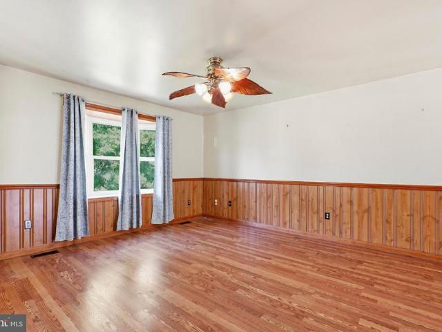 17 Taos Circle