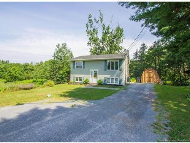 17 Templeton Crt, Lakeside, NB, E5N 7C7 house for sale | Listing ID NB143630 | Royal LePage