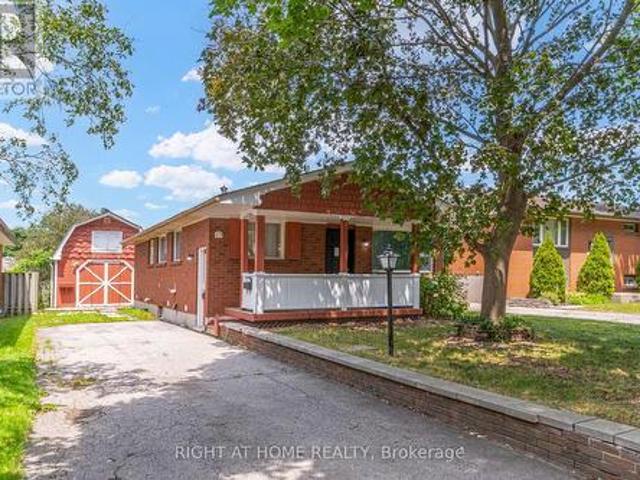 17 Toulon Crescent, London East, ON, N5V 1J4 house for sale | Listing ID X13606 | Royal LePage