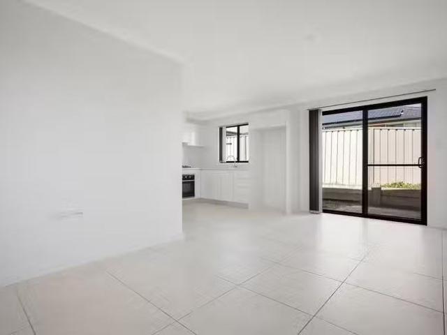 17 Tupman Street, Spring Farm, NSW 2570
