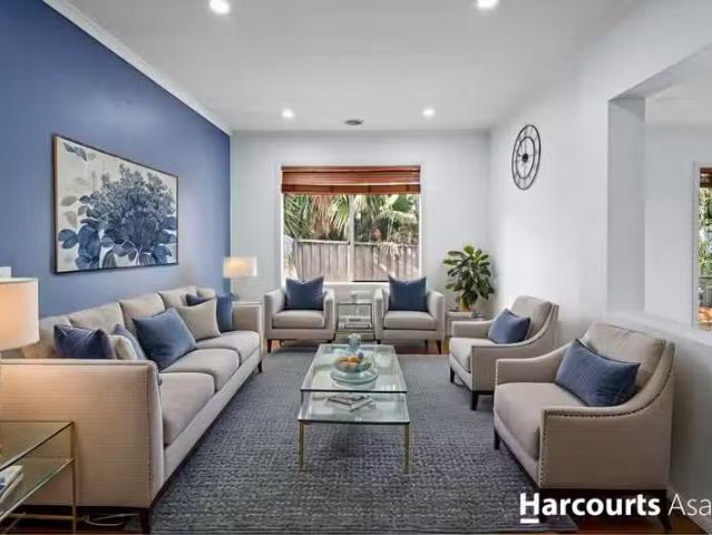 17 Tyrell Place, Berwick, VIC 3806 House for Rent