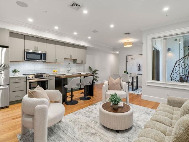 17 Vinton St Unit 1, Boston, US, MA