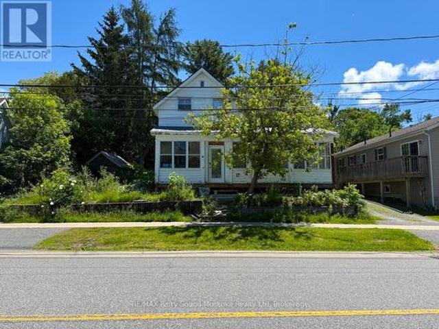 17 Wakefield Street, Parry Sound, ON, P2A 2V2 house for sale | Listing ID X13492 | Royal LePage